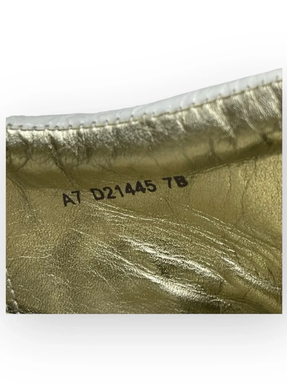 Cole Haan 𖦹 Chelsea Athleisure Patent Leather Sneakers 𖦹 White Gold 𖦹 7B 𖦹